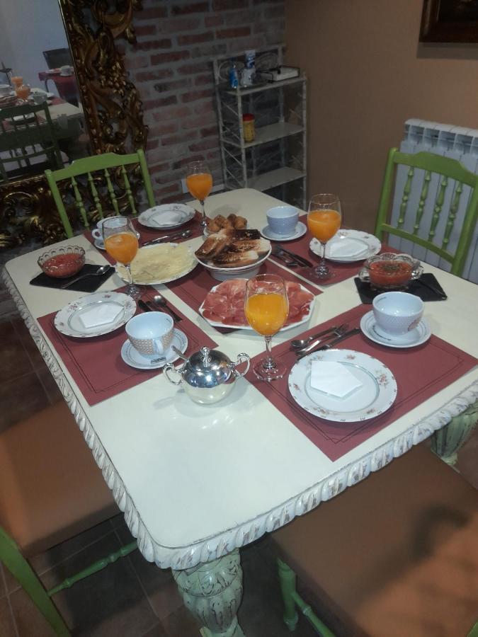 Onís La Posada Del Canario מראה חיצוני תמונה