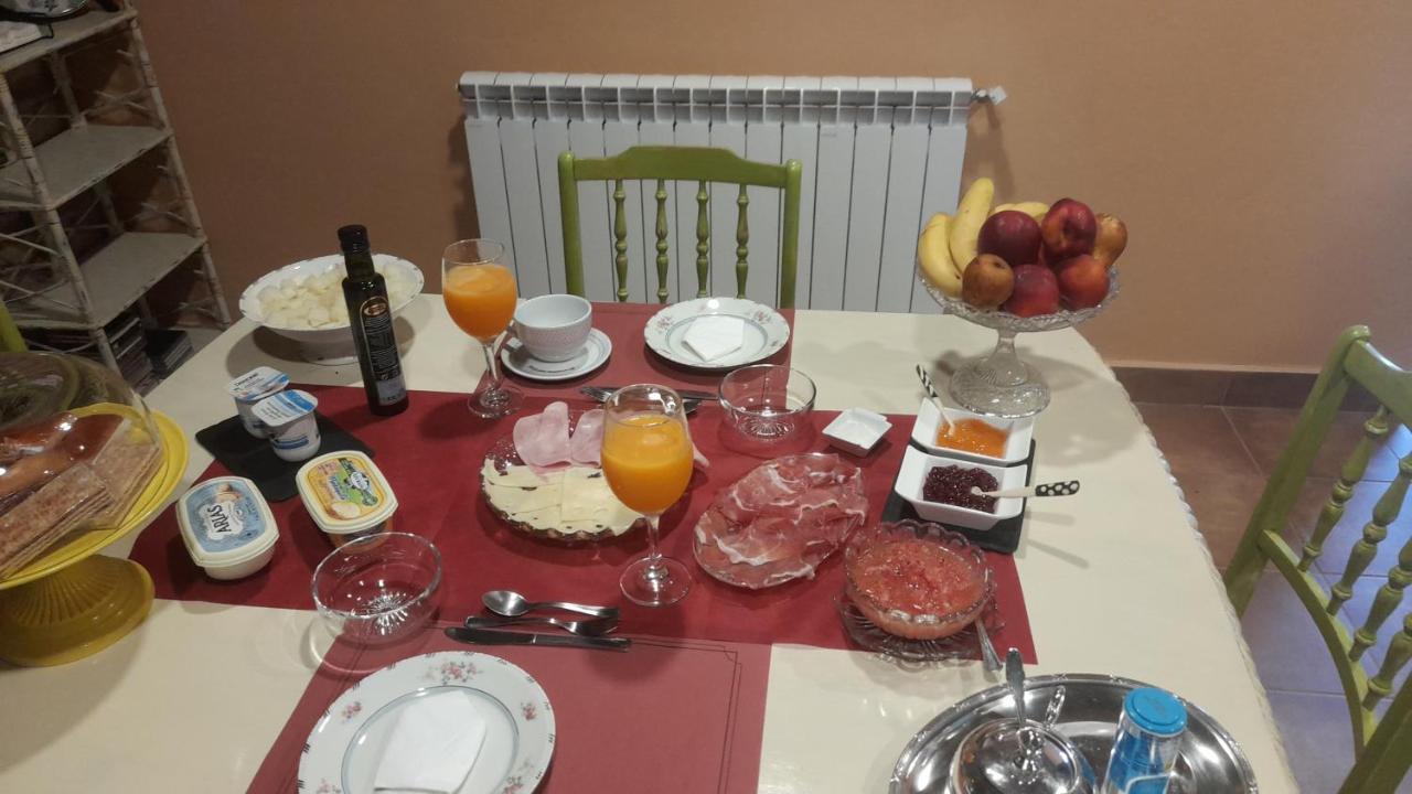 Onís La Posada Del Canario מראה חיצוני תמונה
