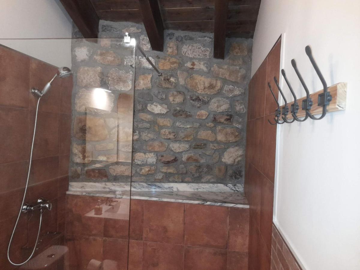 Onís La Posada Del Canario מראה חיצוני תמונה