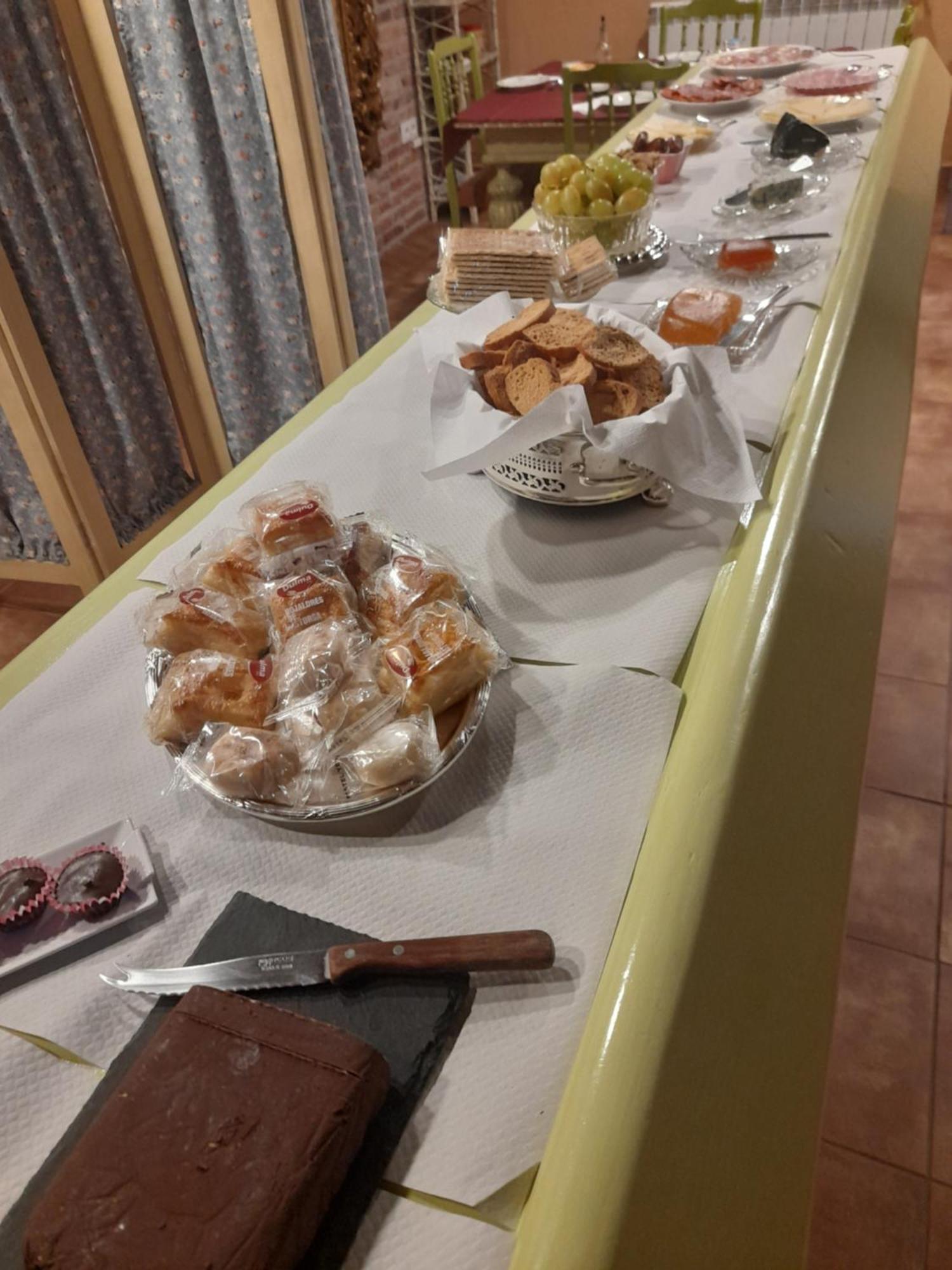 Onís La Posada Del Canario מראה חיצוני תמונה